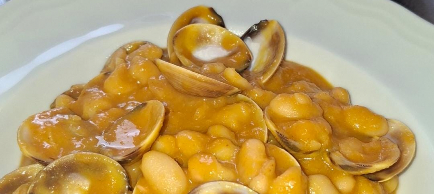 JUDIAS BLANCAS CON ALMEJAS CON Thermomix® EN RIBERA DEL FRESNO