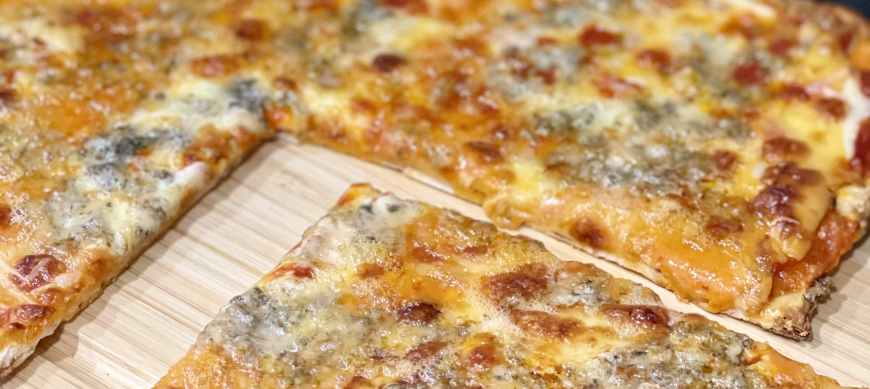 RECETAS DE PIZZA: MI VERSIÓN DE PIZZA DE QUESOS AL CABRALES