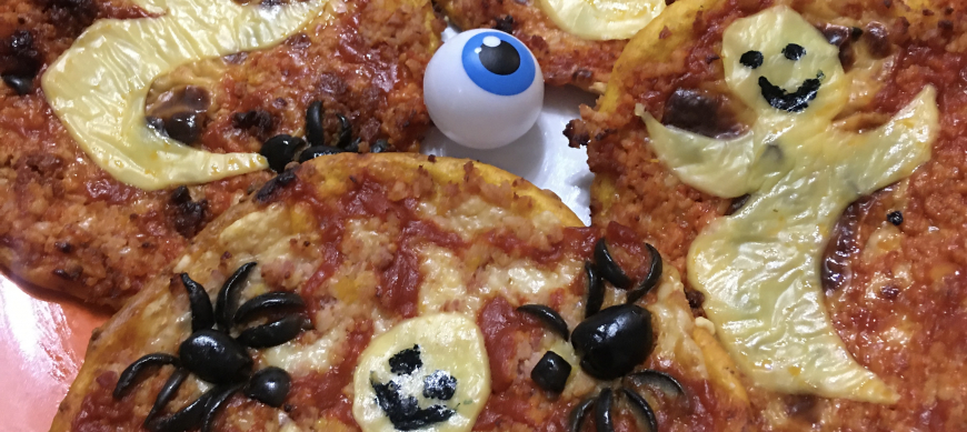 Halloween: pizzas terroríficas, momias de salchichas y calabazas enriquecidas.