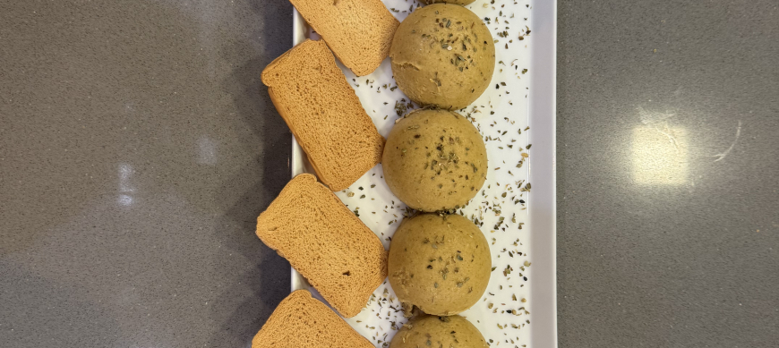 ? Mousse de atún y pepinillos con Thermomix&reg; Rápida, cremosa y perfecta para cualquier plan