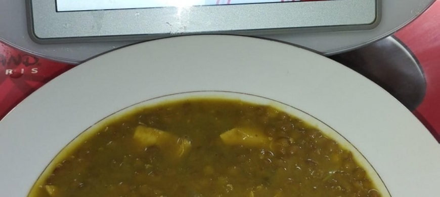 LENTEJAS AL CURRY CON POLLO Y MANZANA CON Thermomix® EN RIBERA DEL FRESNO