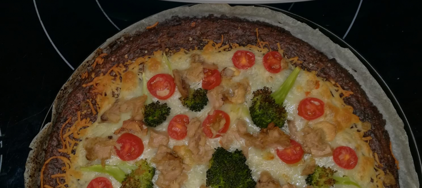 Pizza de brocoli, apta para celiacos