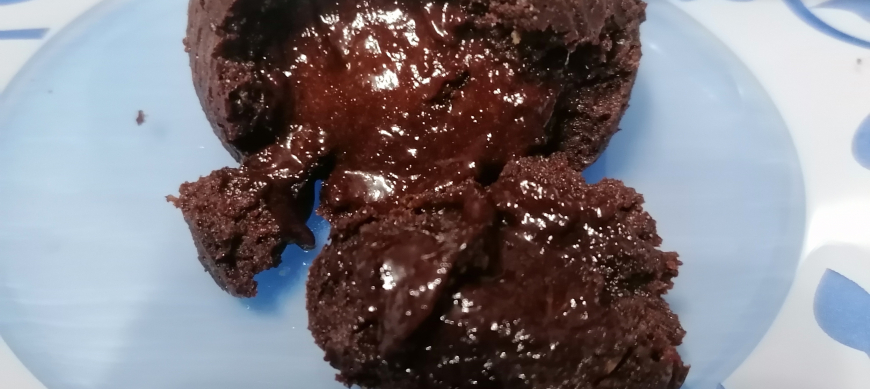 Volcán chocolate con harina de almendras
