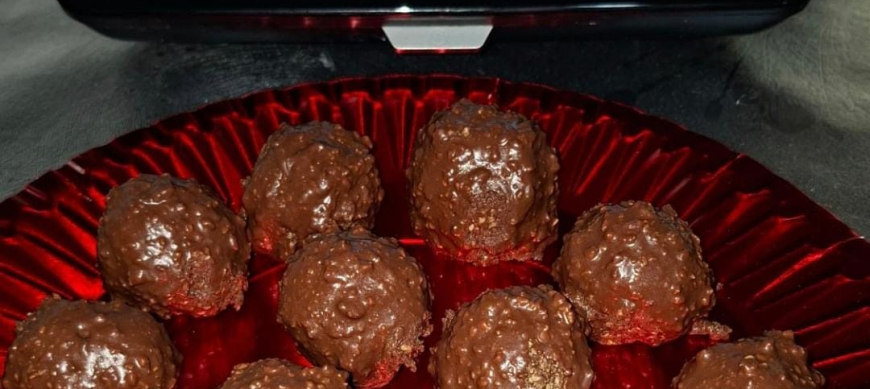 BOMBONES FERREROS CON Thermomix® EN RIBERA DEL FRESNO