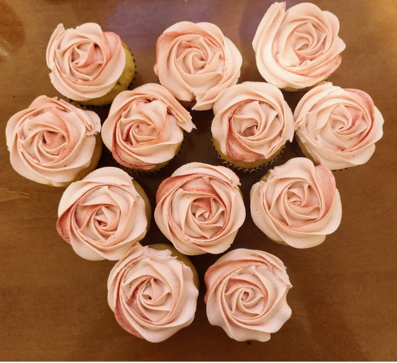 CUPCAKES DE CAVA Y FRESAS con Thermomix® 