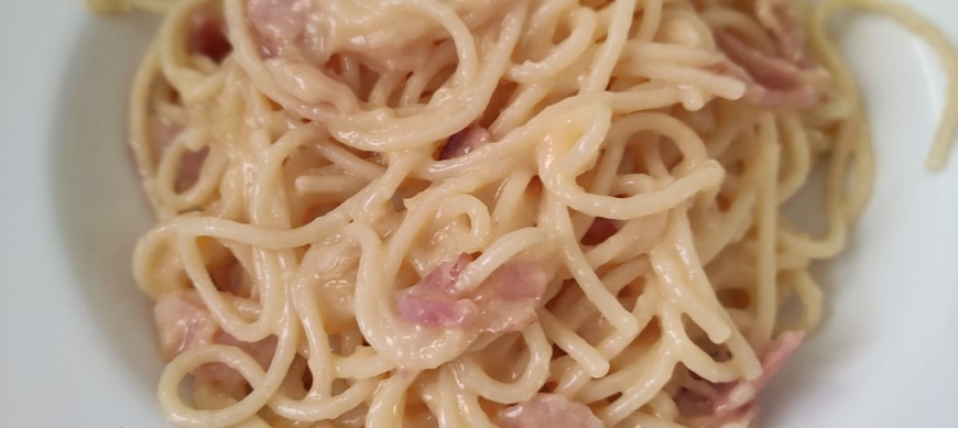 Espaguettis carbonara