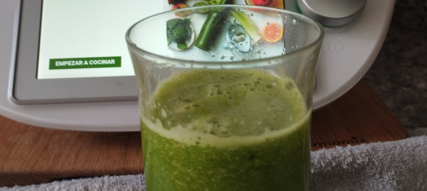 JUGO VERDE CON Thermomix® 