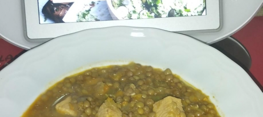 LENTEJAS CON POLLO Y VERDURAS CON Thermomix® EN RIBERA DEL FRESNO