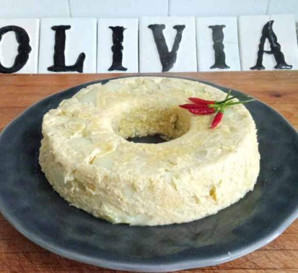 Tortilla patatas en varoma con pisto