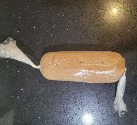 Kebab y pan de pita con 2 salsas