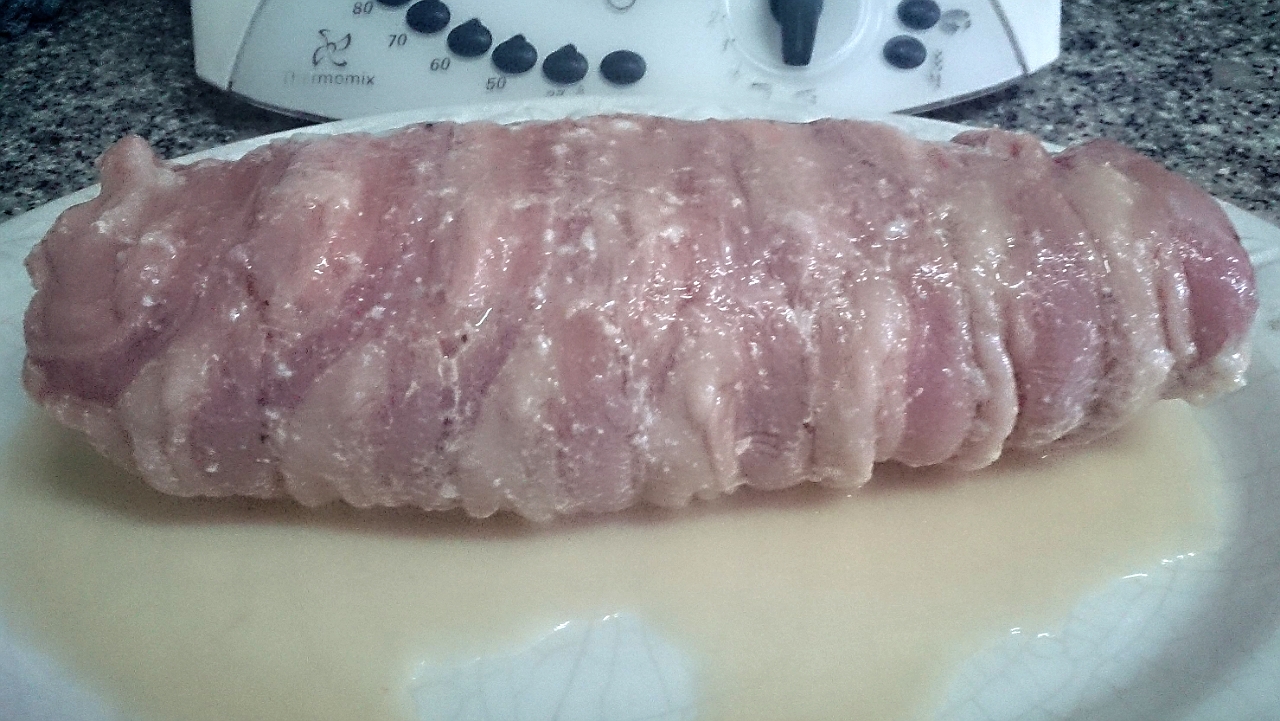 Solomillo de cerdo relleno con salsa pedro ximenez