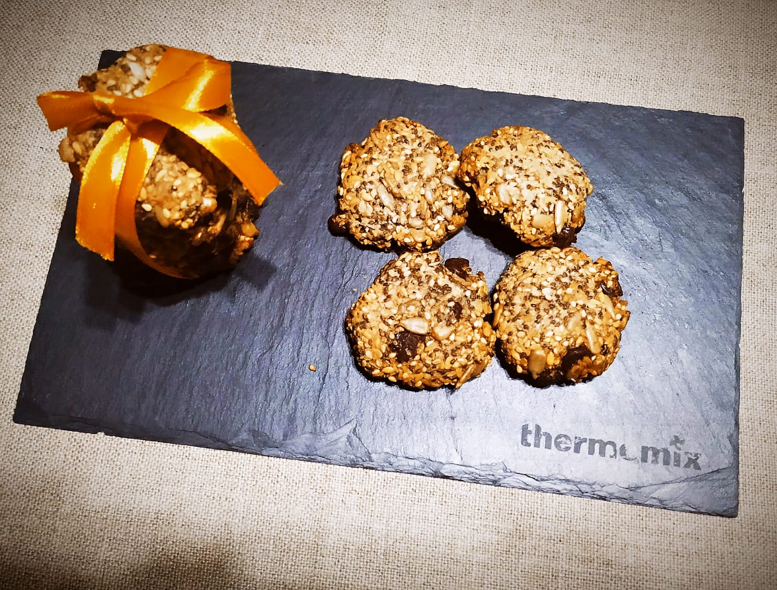 Galletas con pepitas de chocolate - Cookidoo® – la plataforma de recetas  oficial de Thermomix®