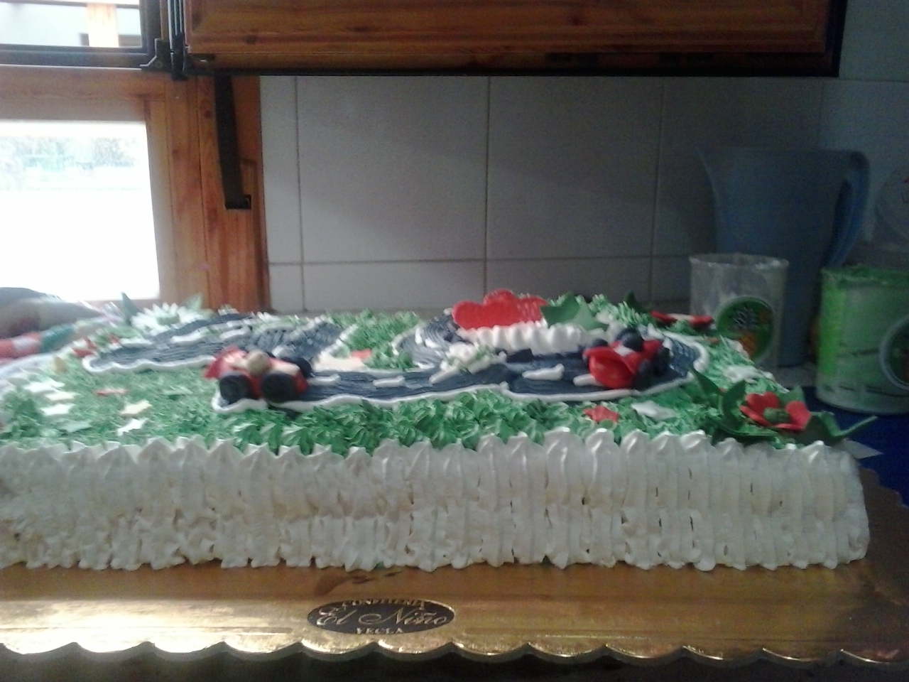Super tarta 40 cumpleaños con Thermomix® . bizcocho genoves, crema pastelera de chocolate