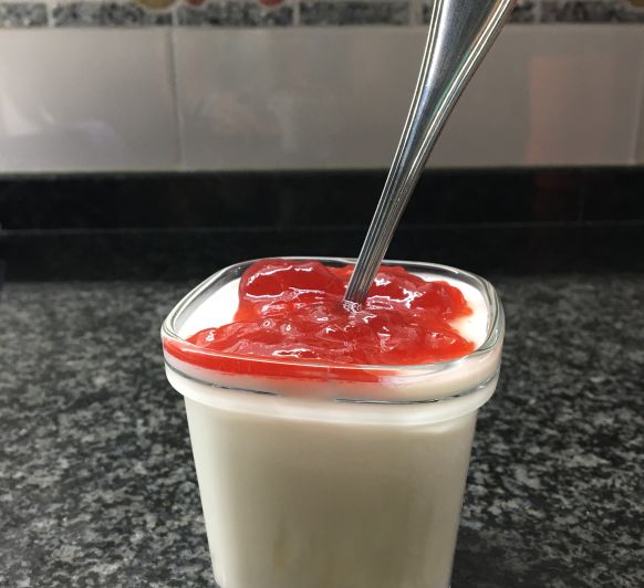 Yogur natural en Varoma con Thermomix® 