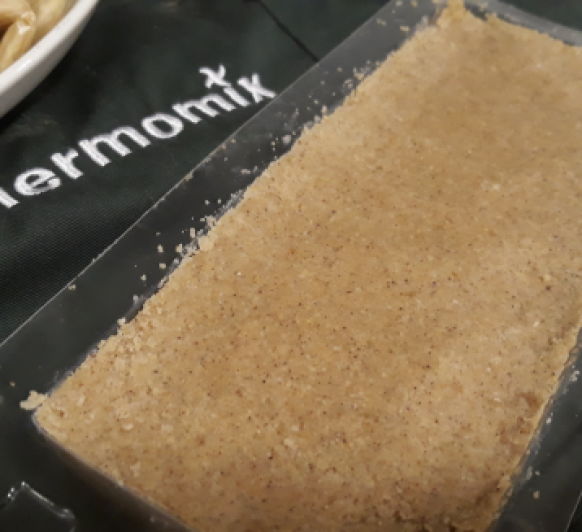 Turrón a la piedra (o turrón blando de almendras)