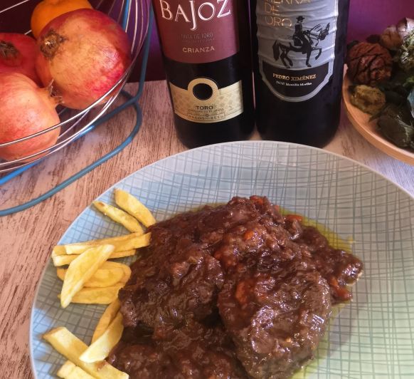 CARRILLERAS DE CERDO IBÉRICO AL PEDRO XIMÉNEZ