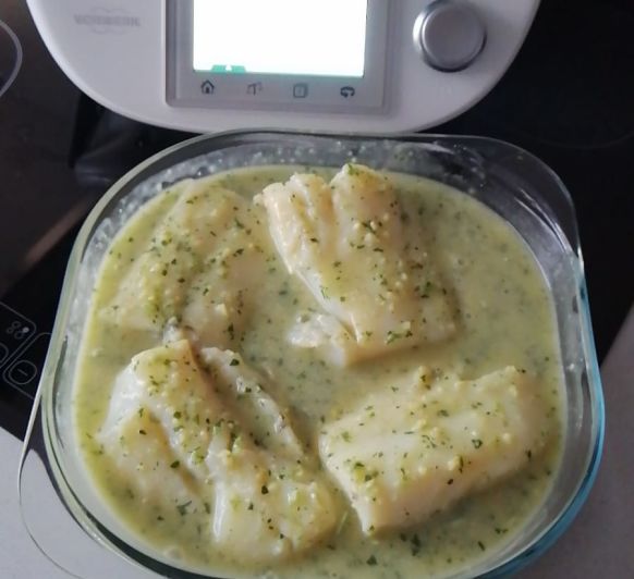 BACALAO EN SALSA VERDE by Chari con Thermomix® 