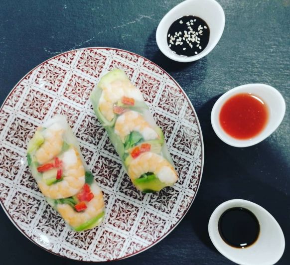 ROLLITOS FRIOS CON SALSA DE CACAHUETE CON Thermomix® 