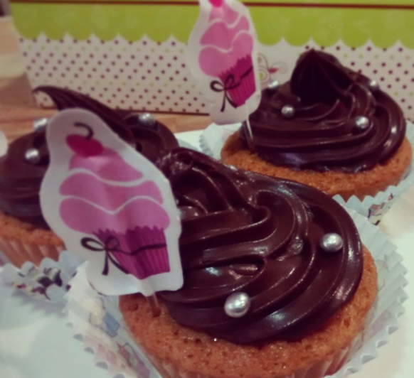 Cupcakes con ganache de chocolate con TM5