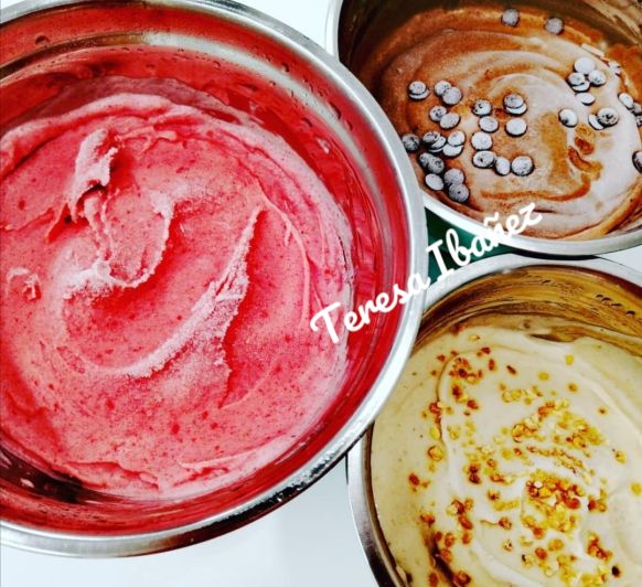 HELADO DE CHOCOLATE, FRESAS Y VAINILLA CON Thermomix® 