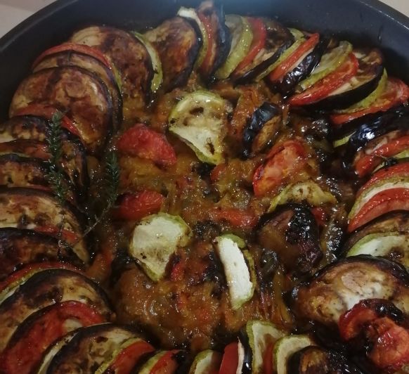 Un primer plato exquisito y saludable, sacado de la pelicula de Disney Ratatouille