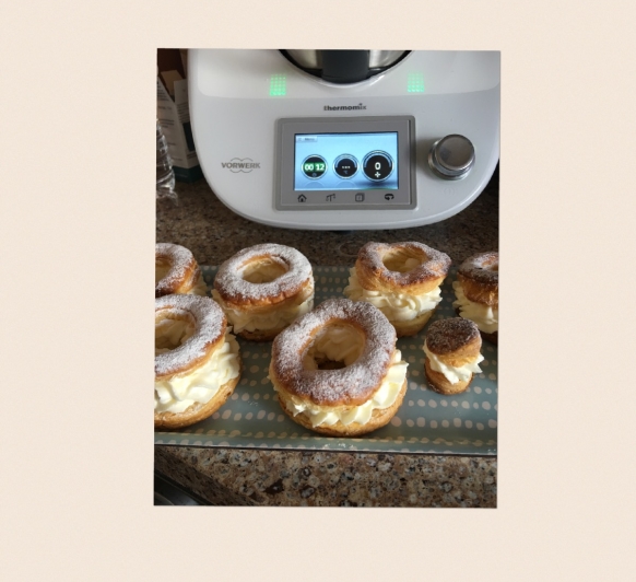 MINI TORTELES DE HOJALDRE RELLENOS DE NATA CON Thermomix® 