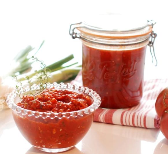 Com fer salsa de tomàquet al estil italià amb Thermomix® / Como hacer salsa de tomate al estilo italiano con Thermomix® 