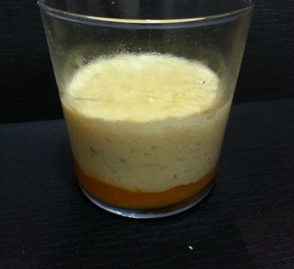 Arroz con leche de coco y base de mango
