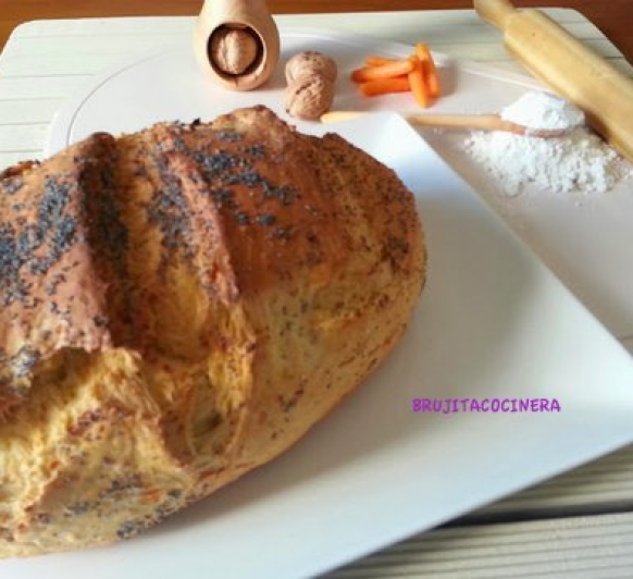 PAN RAPIDO CON ZANAHORIAS Y NUECES EN Thermomix® 