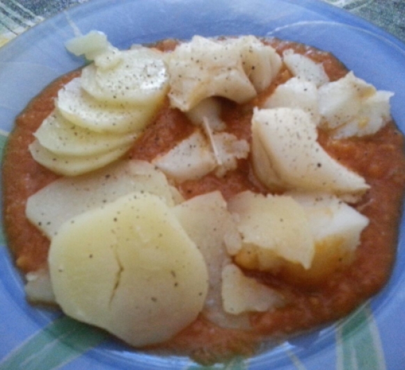 Bacalao con tomate y patatas con Thermomix® 