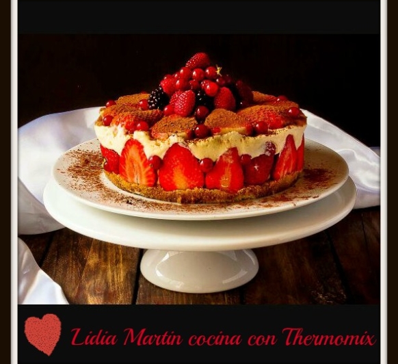 Receta para San Valentín de Tiramisú de fresas con Thermomix® 