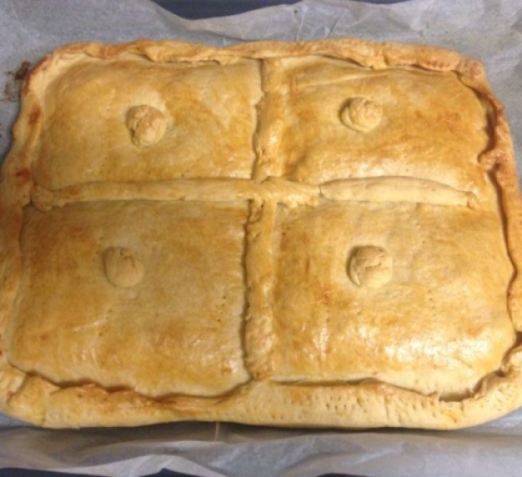 EMPANADA DE BONITO