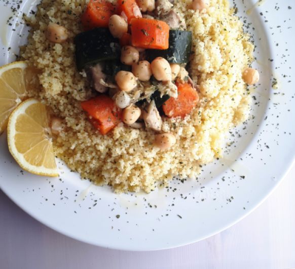 Cuscús marroquí, un plato completo con sabor exótico