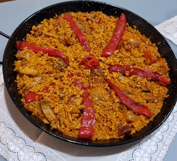 PAELLA DE ARROZ CON CONEJO ( Mi arroz )
