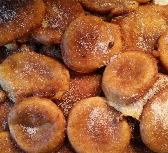 Buñuelos de Dulce de Manzana