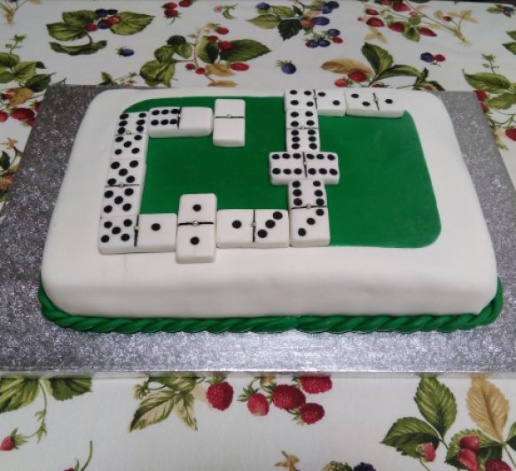 TARTA DE CUMPLEAÑOS