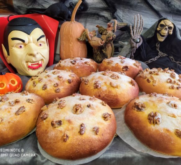 Prueba les fogasses de calabaza, es típica valenciana en el día de todos Los Santos