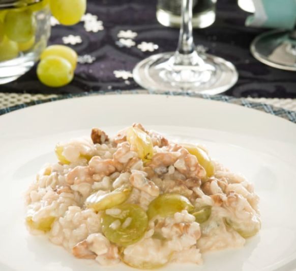 RISOTTO CON NUECES, UVA Y GORGONZOLA EN Thermomix® 