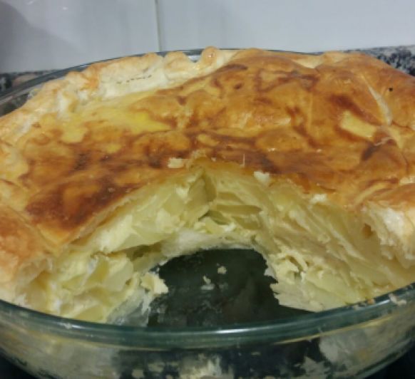 TORTILLA DE PATATA CON HOJALFRE