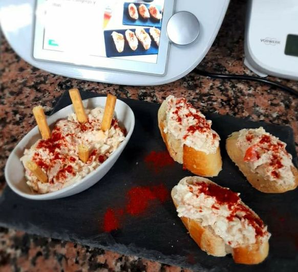 UNA TAPA QUE TRIUNFA!!!!! TOSTAS DE CANGREJO Y ATÚN
