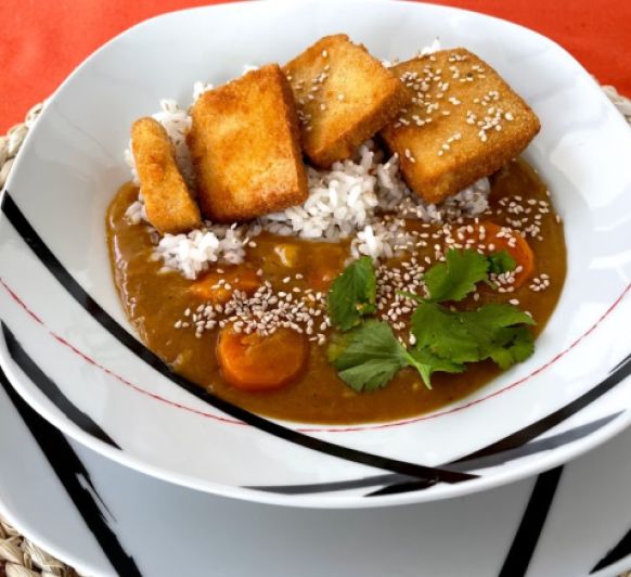 Curry vegano con tofu