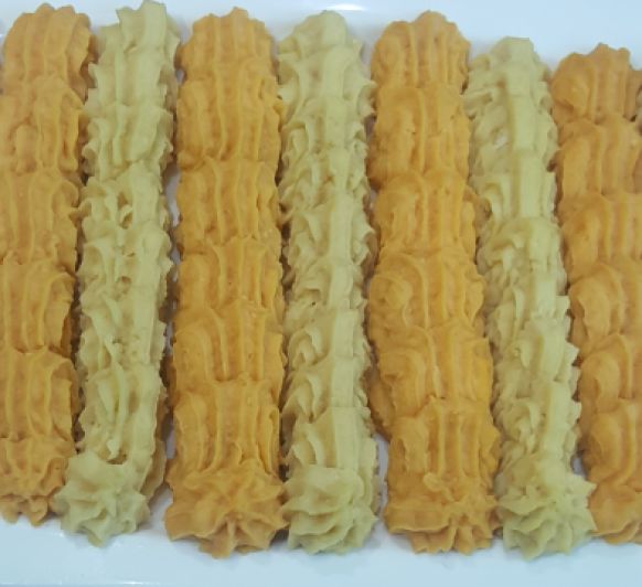 Dos versiones de hummus: tradicional y con chorizo
