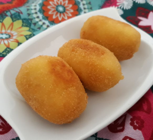 Croquetas de bacalao y queso manchego