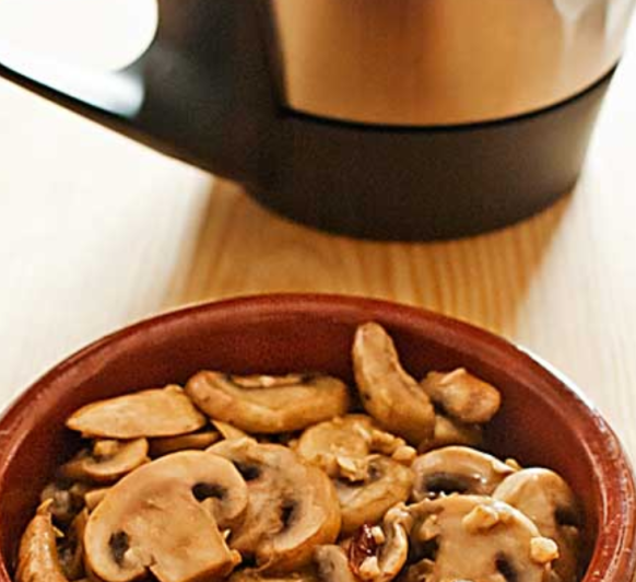 Champiñón es al ajillo con Thermomix® 