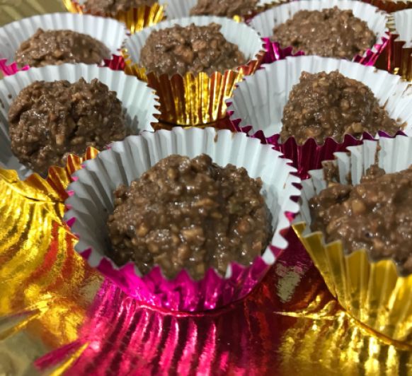 Bombones de avellanas con Thermomix® en Lleida