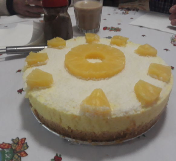 Tarta fría de piña y coco